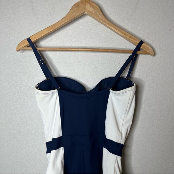 Tory Burch Lipsi Navy White Colorblock One Piece Swimsuit Vacation - Picture 5 of 10